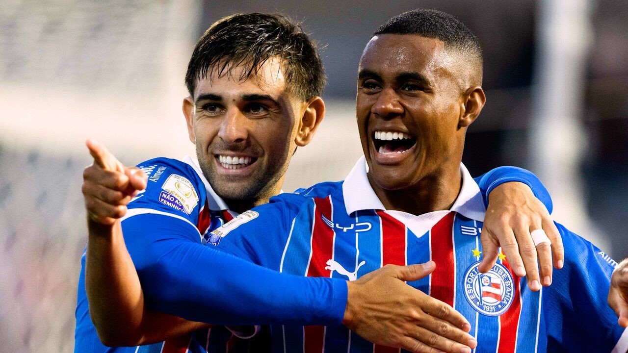 Jogadores do Bahia celebram virada sobre o Bragantino e pedem folga a Rogério Ceni; vídeo