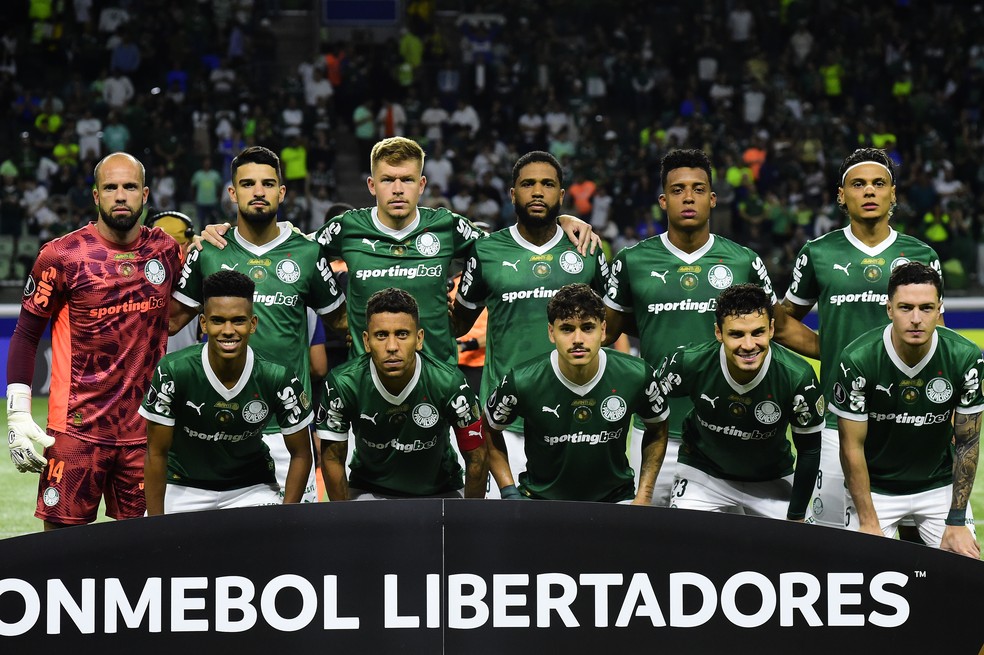 Palmeiras antes de enfrentar o Sporting Cristal na Libertadores  Foto: Marcos Ribolli