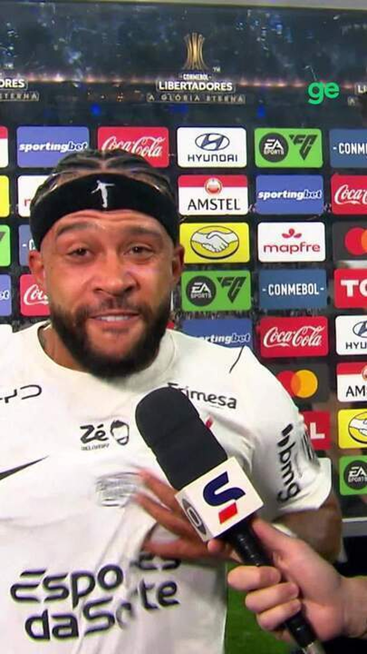 Atleta do futsal corintiano aprimora habilidades em treino tático solicitado por Diniz