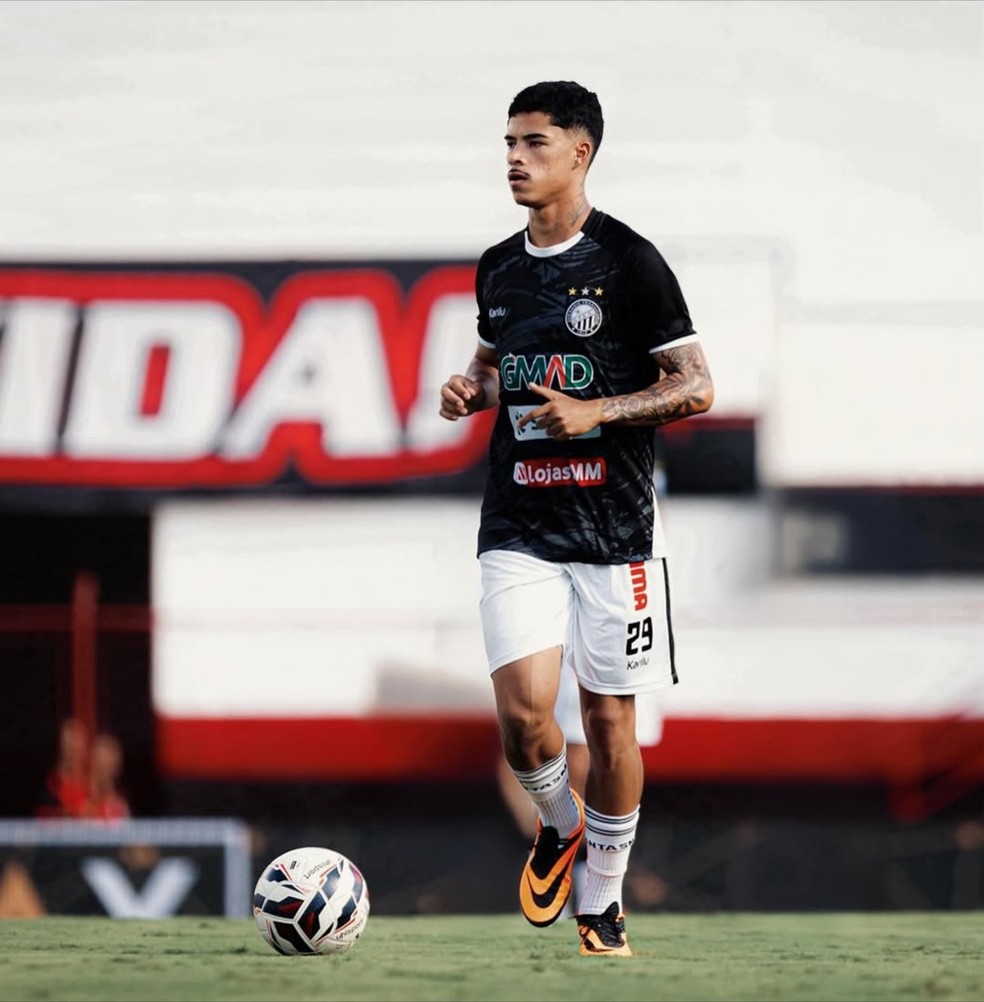 Kauã Gomes é anunciado no Grêmio Prudente