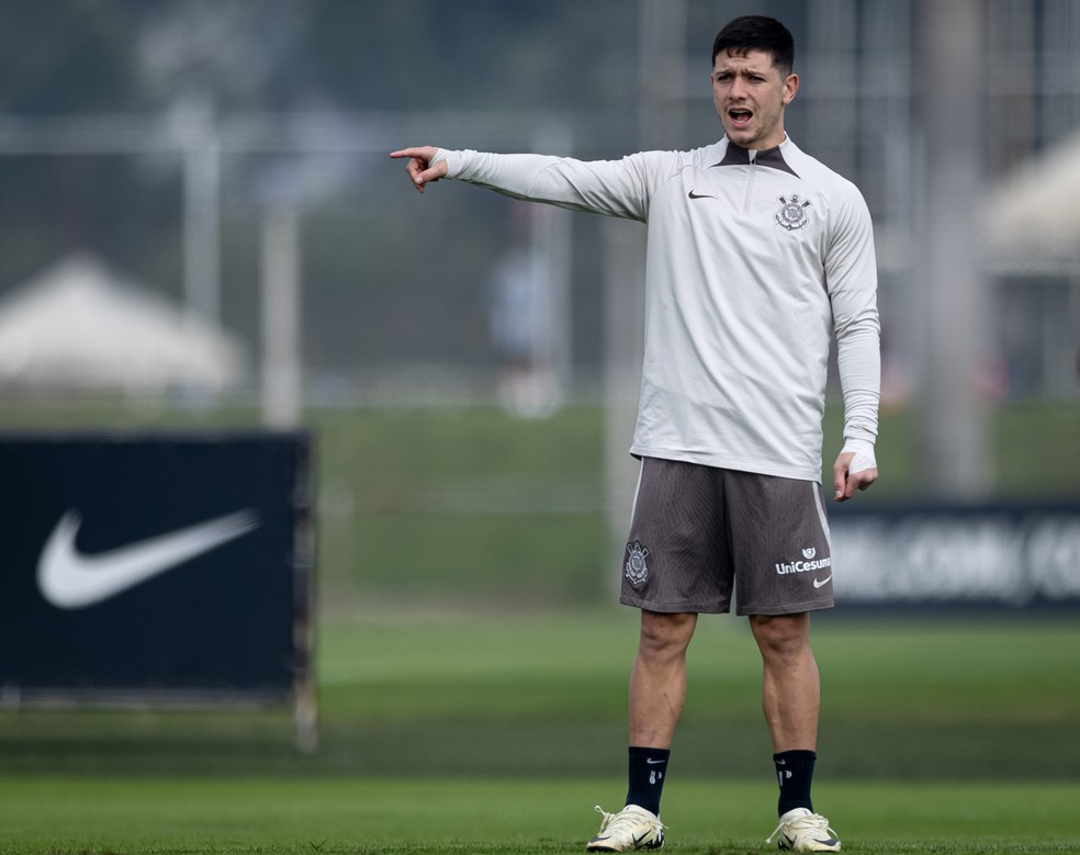 Garro em treino do Corinthians — Foto: Rodrigo Coca/Ag. Corinthians