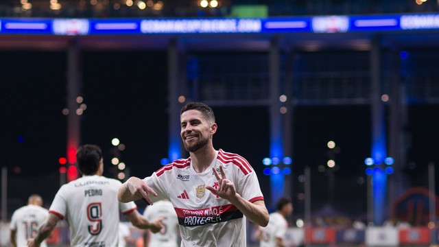 Jorginho comemora gol pelo Flamengo contra o Bahia Campeonato Brasileiro 2026