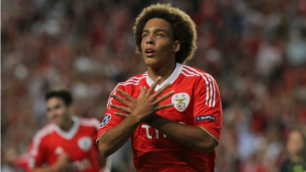 Witsel comemora um gol pelo Benfica  Foto: Divulgao / Benfica