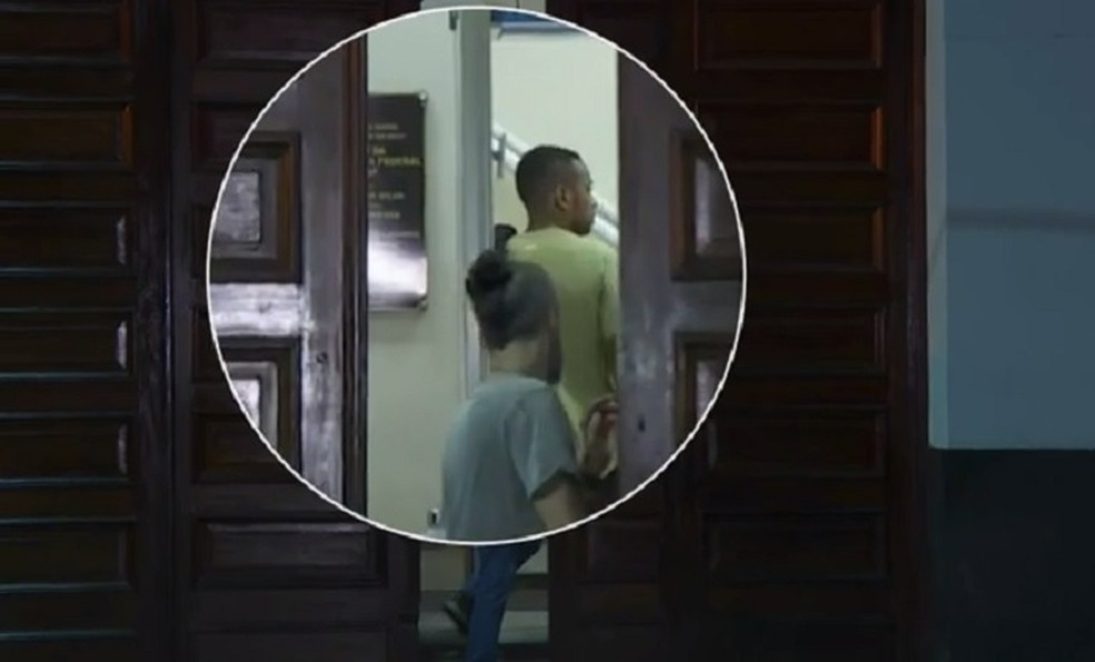 Robinho é preso em Santos — Foto: Reprodução
