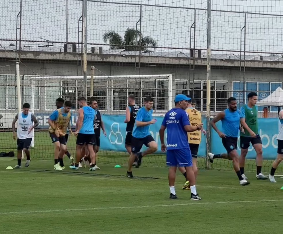 Kannemann aparece em imagens do treino do Grêmio — Foto: Reprodução/Grêmio
