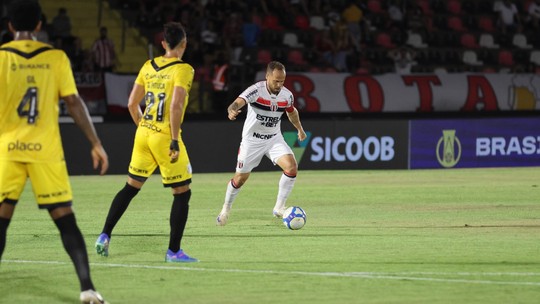 Atuações do Botafogo-SP: time falha na defesa e sofre no meiosulbetscamposulbetsderrota para Santos