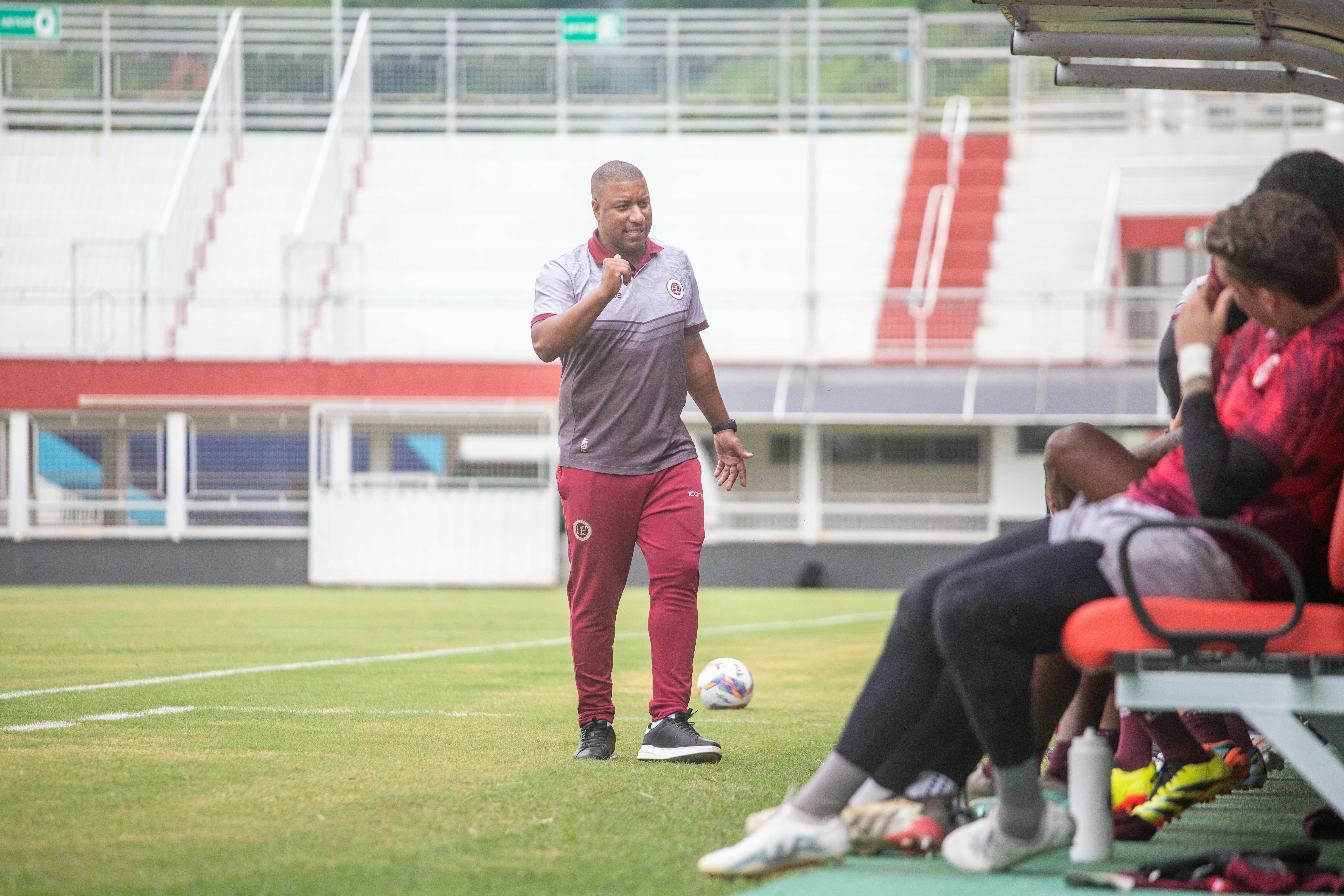 Rodrigo César elogia organização da Desportiva em jogo contra o ...