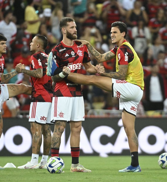 Ex-técnico do Spartak vê perda enorme com saída de Ayrton Lucas para o  Flamengo - Coluna do Fla