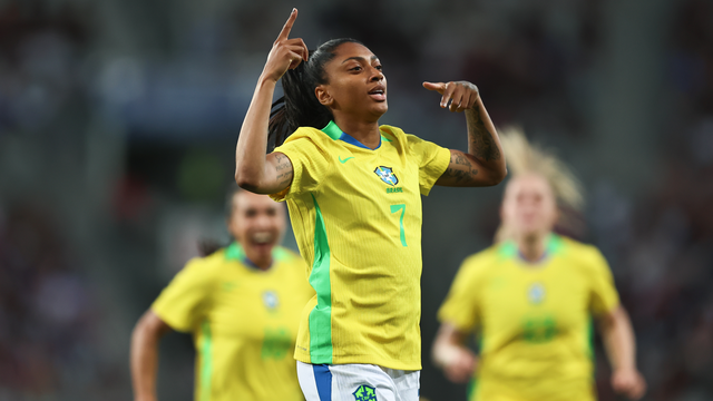 Kerolin fez um excelente primeiro tempo em França x Brasil