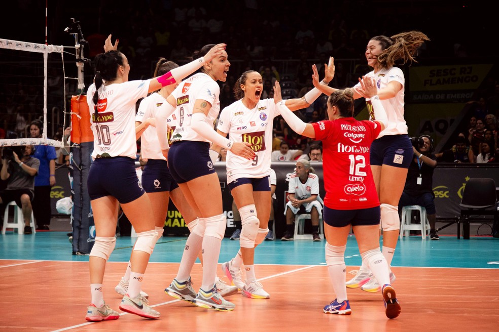 Partida de Vôlei entre Sesc Flamengo e Barueri