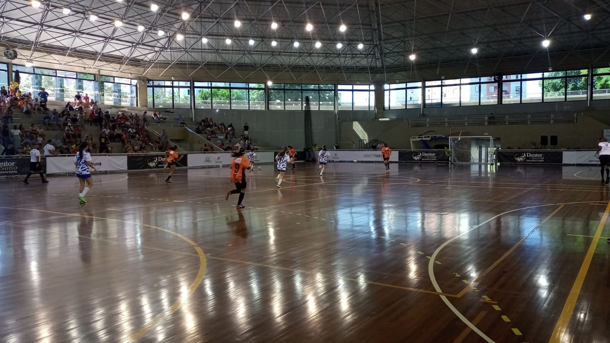 La France est troisième de la 19ème Coupe Féminine TV Tribuna de Futsal Escolar |  école de futsal tribune tv cup