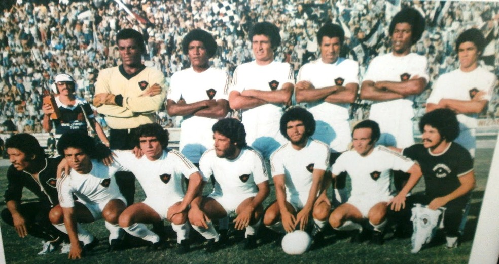 Em 1976, torcida do Belo foi em peso para Maceió — Foto: Reprodução