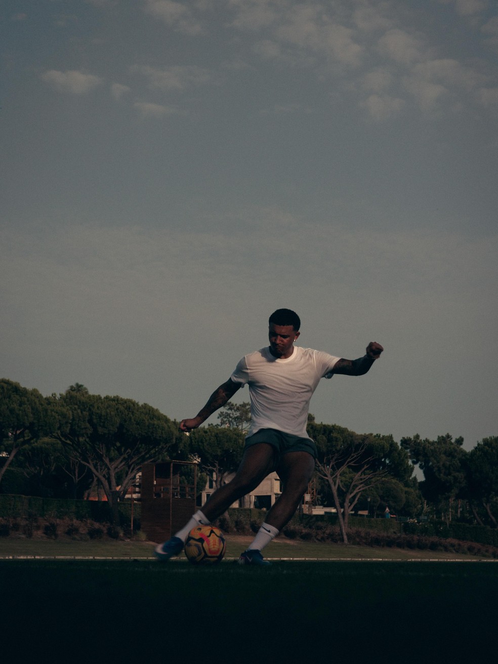 Jadon Sancho está treinando em time da 10ª divisão inglesa — Foto: Reprodução/Instagram