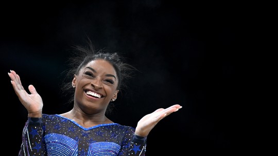 Simone Biles se junta a lendas e é a 3ª bicampeã olímpica do individual geral da ginástica