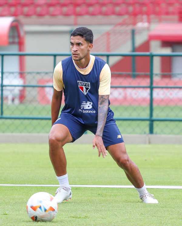 Lesões abrem oportunidade para Rodrigo Nestor ser relacionado no São Paulo