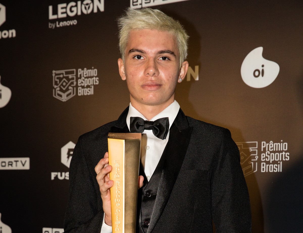 gabepeixe manda a true sobre a premiação do eSports Brasil @Gabepeixe