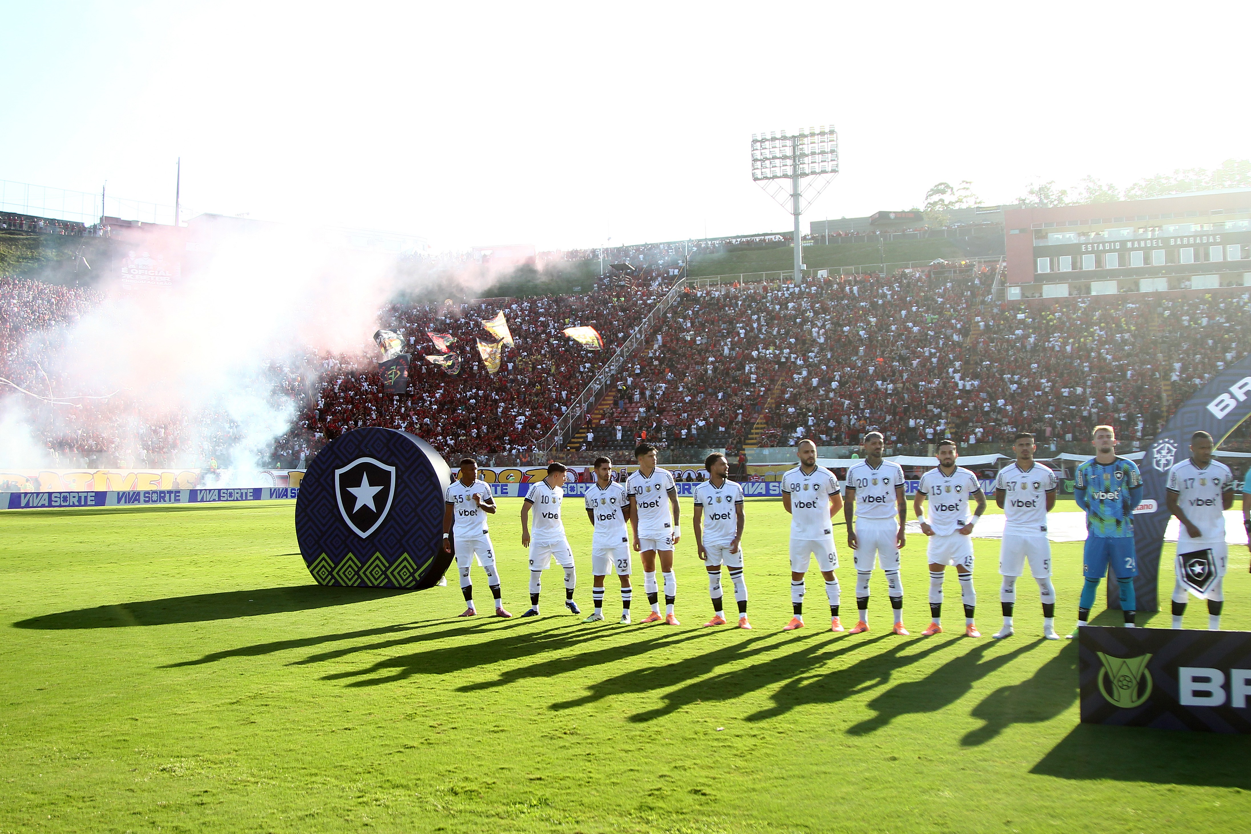 Análise: Botafogo começa bem, mas piora ao longo do jogo e perde chance de entrar no G-5