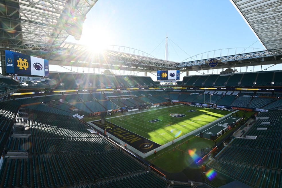 Hard Rock Stadium ser o palco do jogo deste domingo  Foto: Getty Images