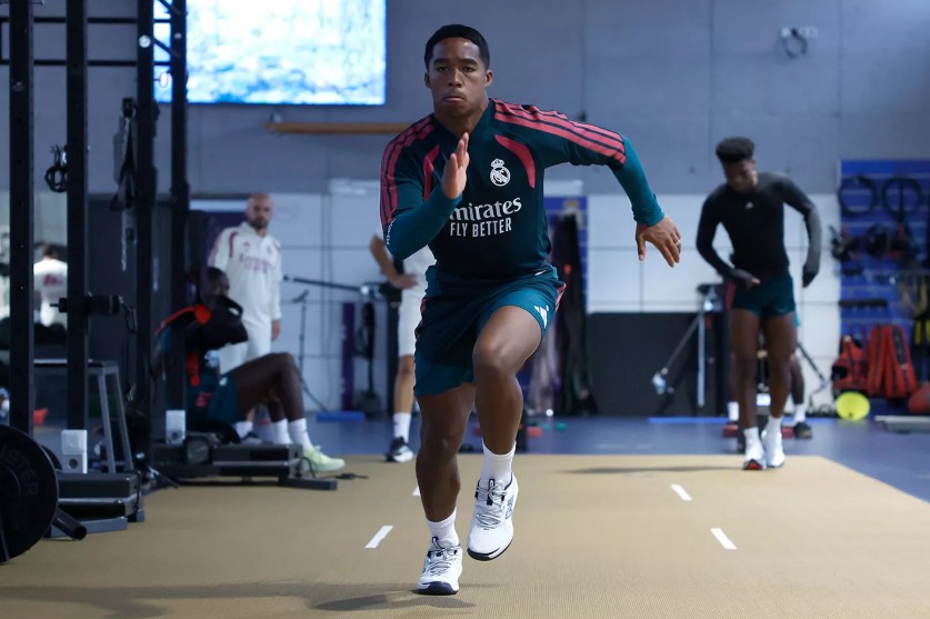 Endrick volta a treinar no Real Madrid e mantém paciência apesar dos poucos minutos com Mourinho