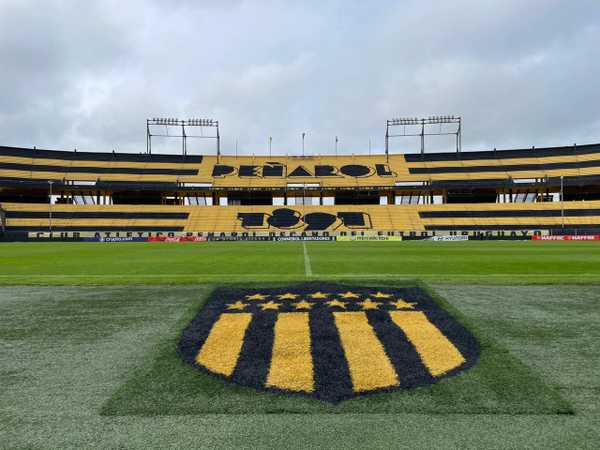 Transmissão Peñarol x Flamengo: horário, escalações e onde assistir ao vivo
