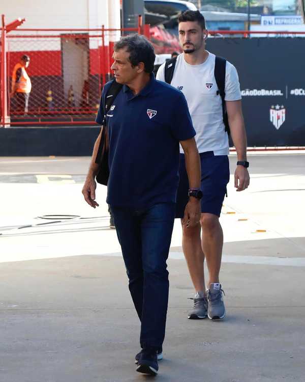 Milton Cruz fala de trocas e dá boas-vindas a Zubeldía no São Paulo.