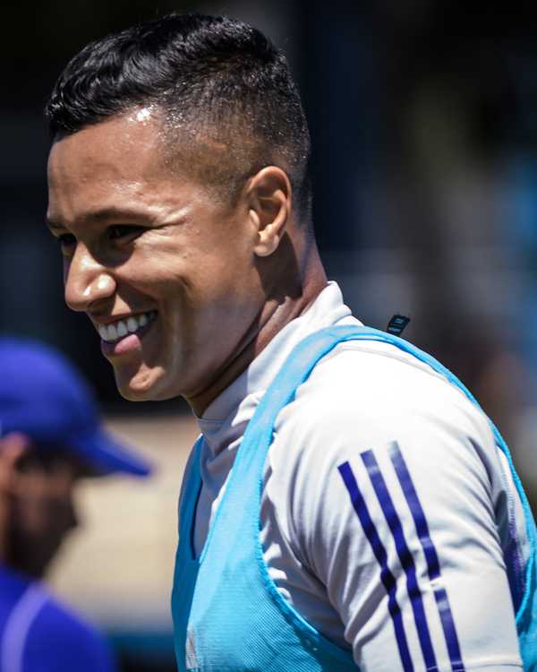 Diretor do São Paulo interessa-se por Marlon e aceitaria troca com Cruzeiro.