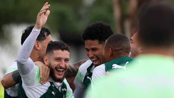Palmeiras trabalha na chuva e prepara-se para disputar dois jogos-treino no sábado