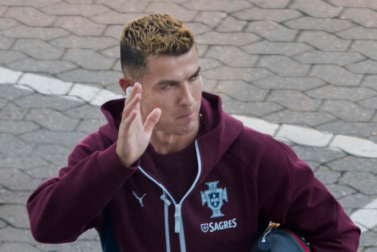 Jorge Jesus não cumpriu combinado com CR7 em coletiva? Checamos | Ge