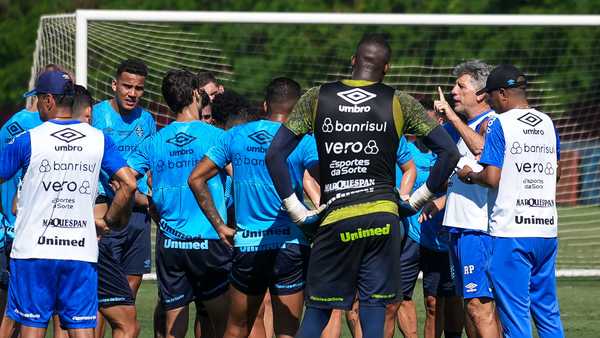 Grêmio busca recuperação no Brasileirão diante de adversário histórico