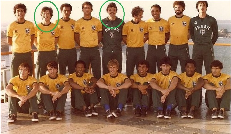 Dunga e Gilmar Rinaldi fizeram parte da Seleção que ficou com a prata na Olimpíada de Los Ângeles, em 1984 — Foto: Reprodução/Facebook