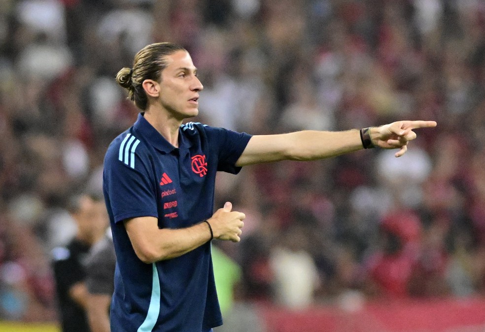 FLAMENGO DOMINA O CLÁSSICO! Equipe de Filipe Luís impõe superioridade e deixa rival em situação complicada!