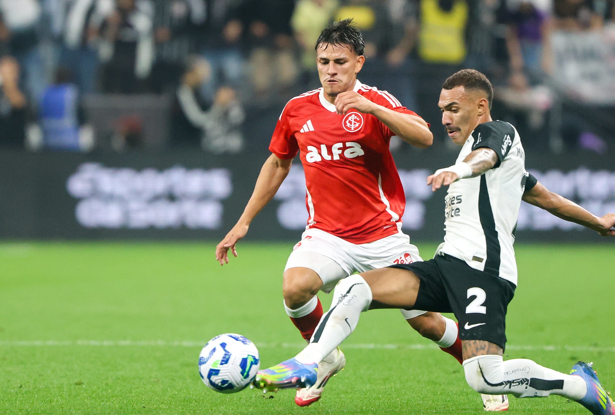 Comitê questiona decisões polêmicas em Corinthians x Internacional no Campeonato Brasileiro.