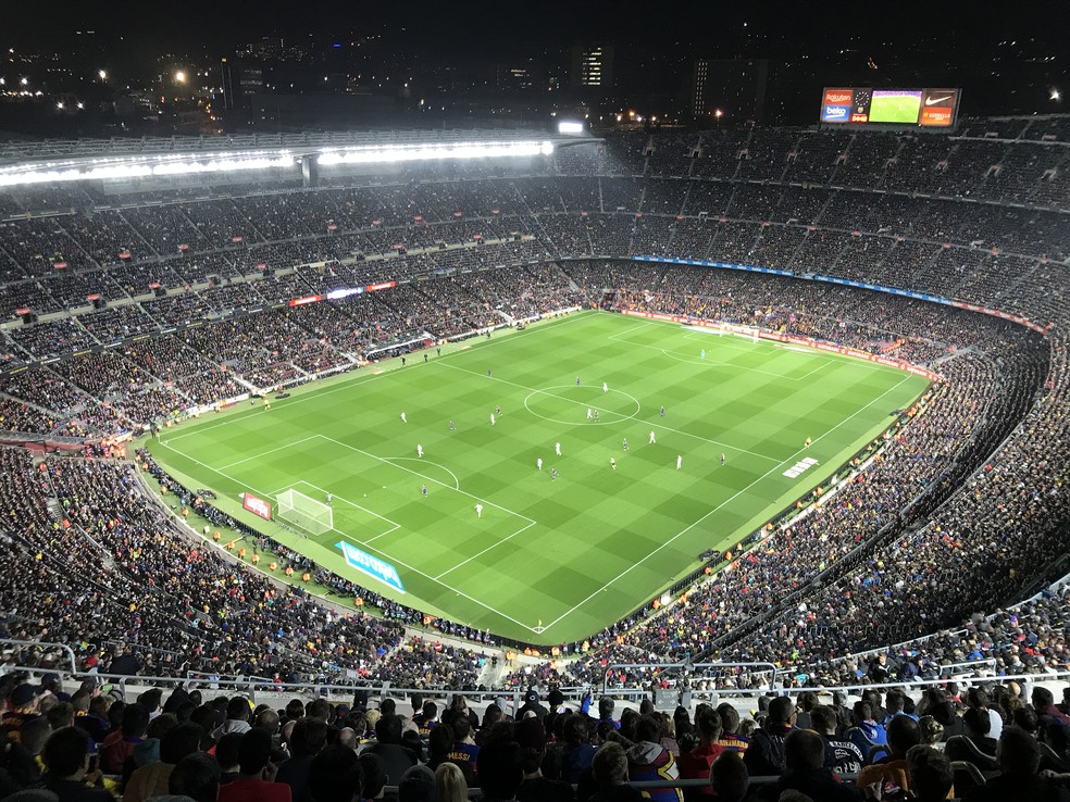 Barcelona e Real Madrid disputam contratação de meia do São Paulo