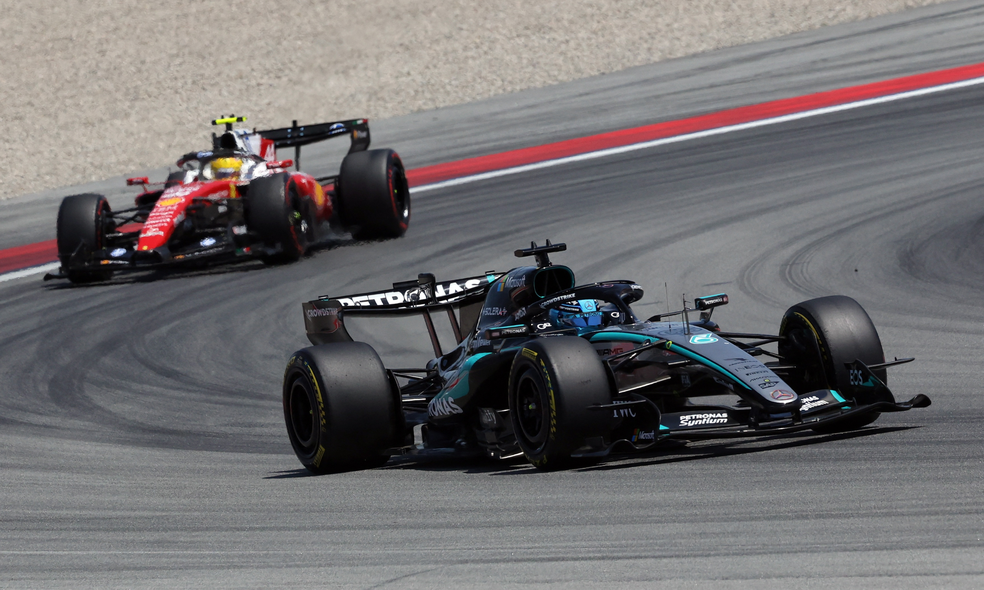 Alonso abandona a corrida