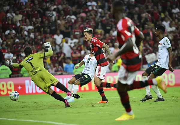 O JOGO MAIS MALUCO DO ANO, Flamengo 8 x 2 Maringá