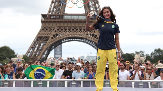 Rayssa Leal agradece apoio nas Olimpíadas e ressalta: "Sensação de dever cumprido"