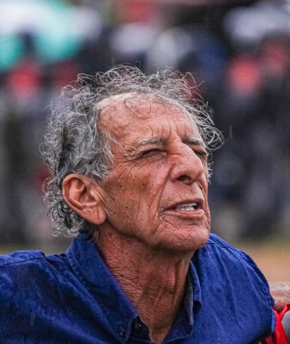Aos 76 anos, Aderbal Lana comandou 22 times na carreira — Foto: Thiago Lemos