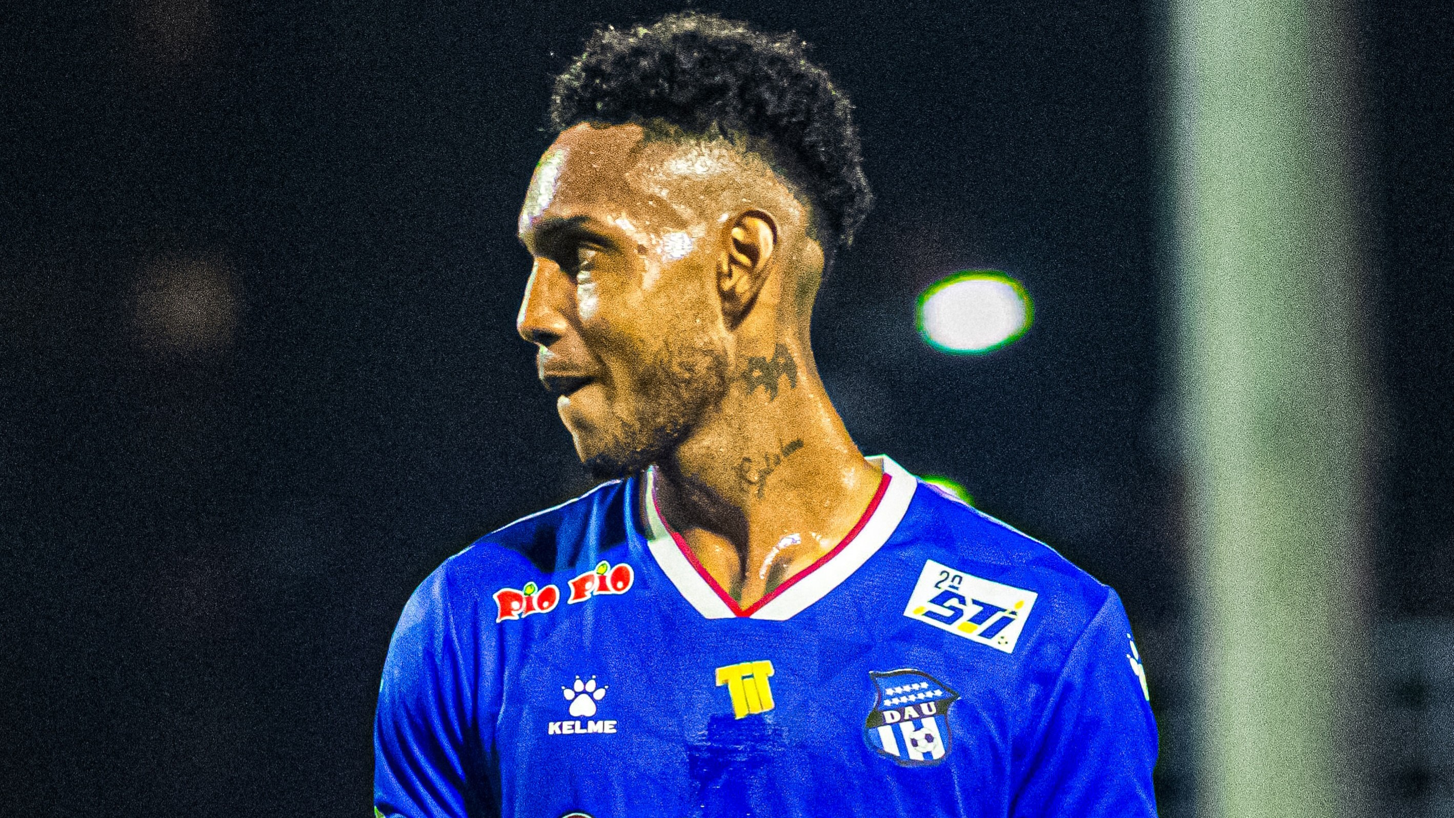 Porto Vitória acerta contratação do atacante panamenho Alessandro Canales