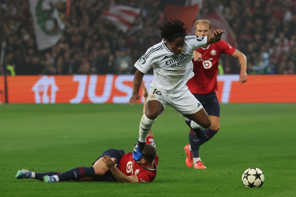 Endrick entre finalistas do Golden Boy — Foto: Francois Lo Presti/AFP