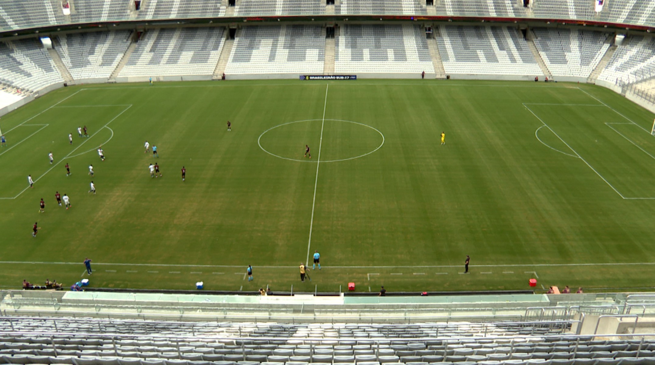 Athletico x Internacional tem novo gramado da Arena e estreia do impedimento semiautomático