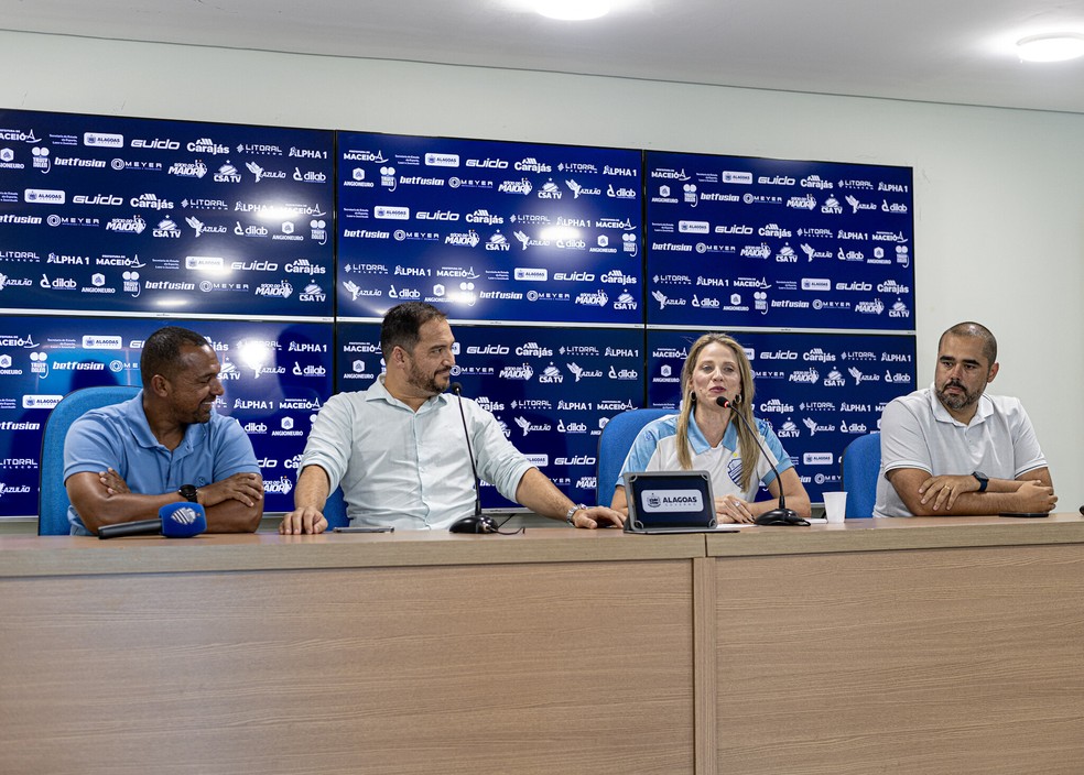 Jadson Oliveira, Luciano Lessa, Mirian Monte e Carlos Bonatelli durante coletiva do CSA — Foto: Allan Max/ASCOM CSA