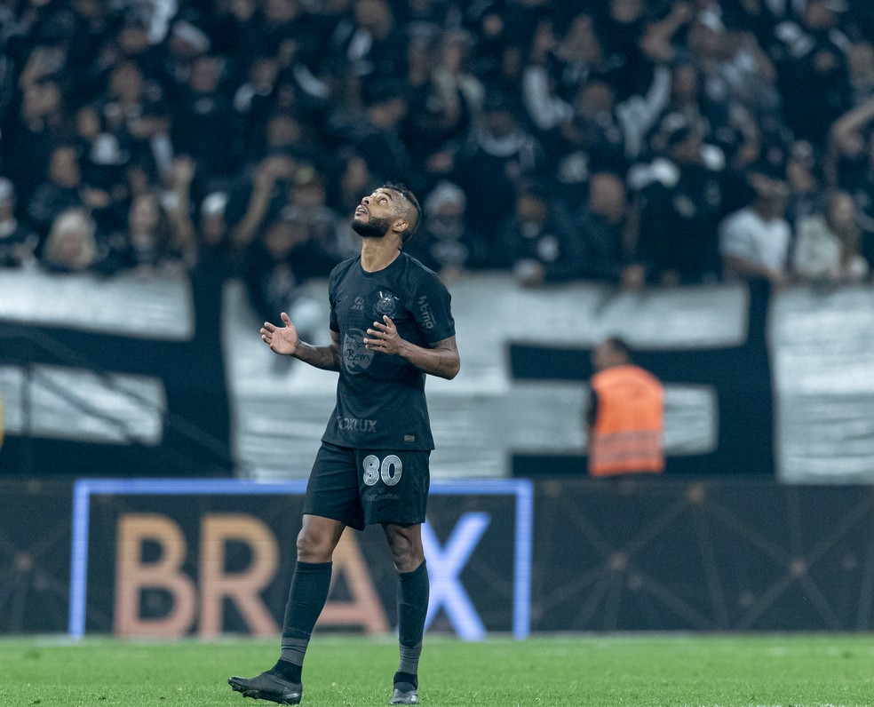 Alex Santana estreou pelo Corinthians contra o Criciúma — Foto: Rodrigo Coca/Ag. Corinthians