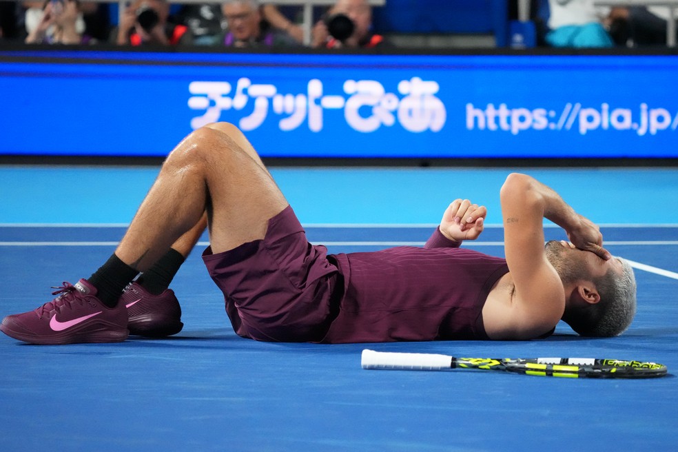 Alcaraz sente dor no ATP de Tóquio — Foto: Koji Watanabe/Getty Images