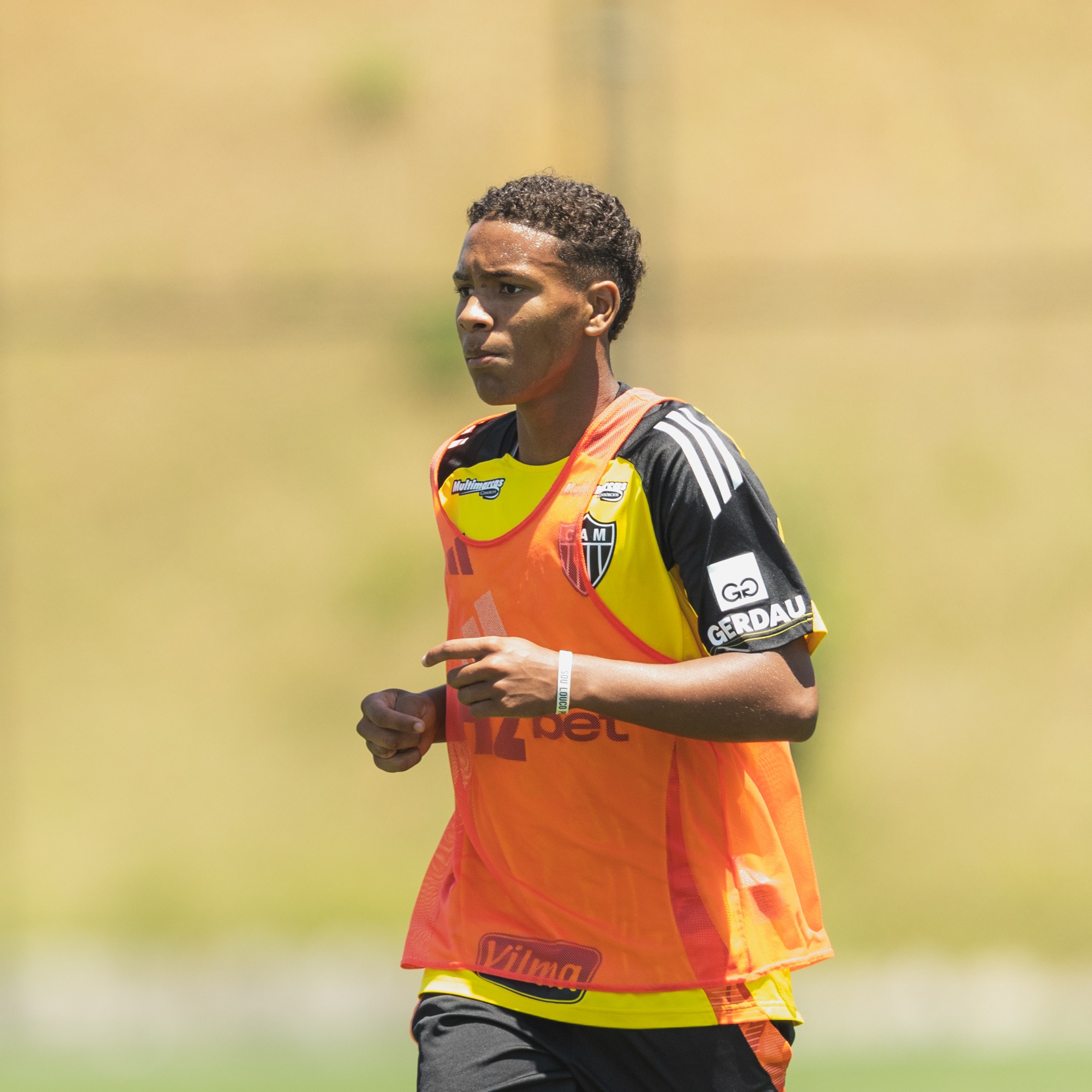 Gabriel Veneno: Atlético-MG relaciona atacante de 16 anos para jogo contra Sport