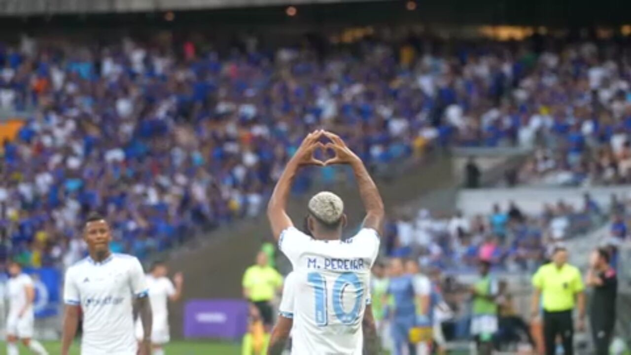 Cruzeiro tem vitória tranquila apesar dos bastidores turbulentos