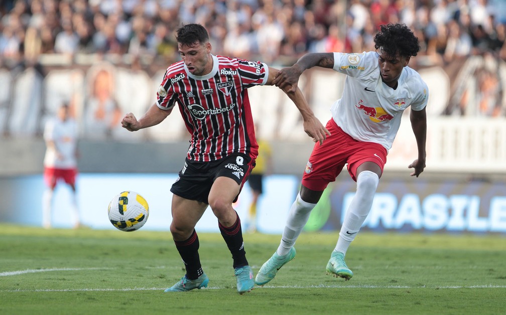 ATÉ QUANDO? Tricolor empata com o Bragantino e segue sem vencer no campeonato