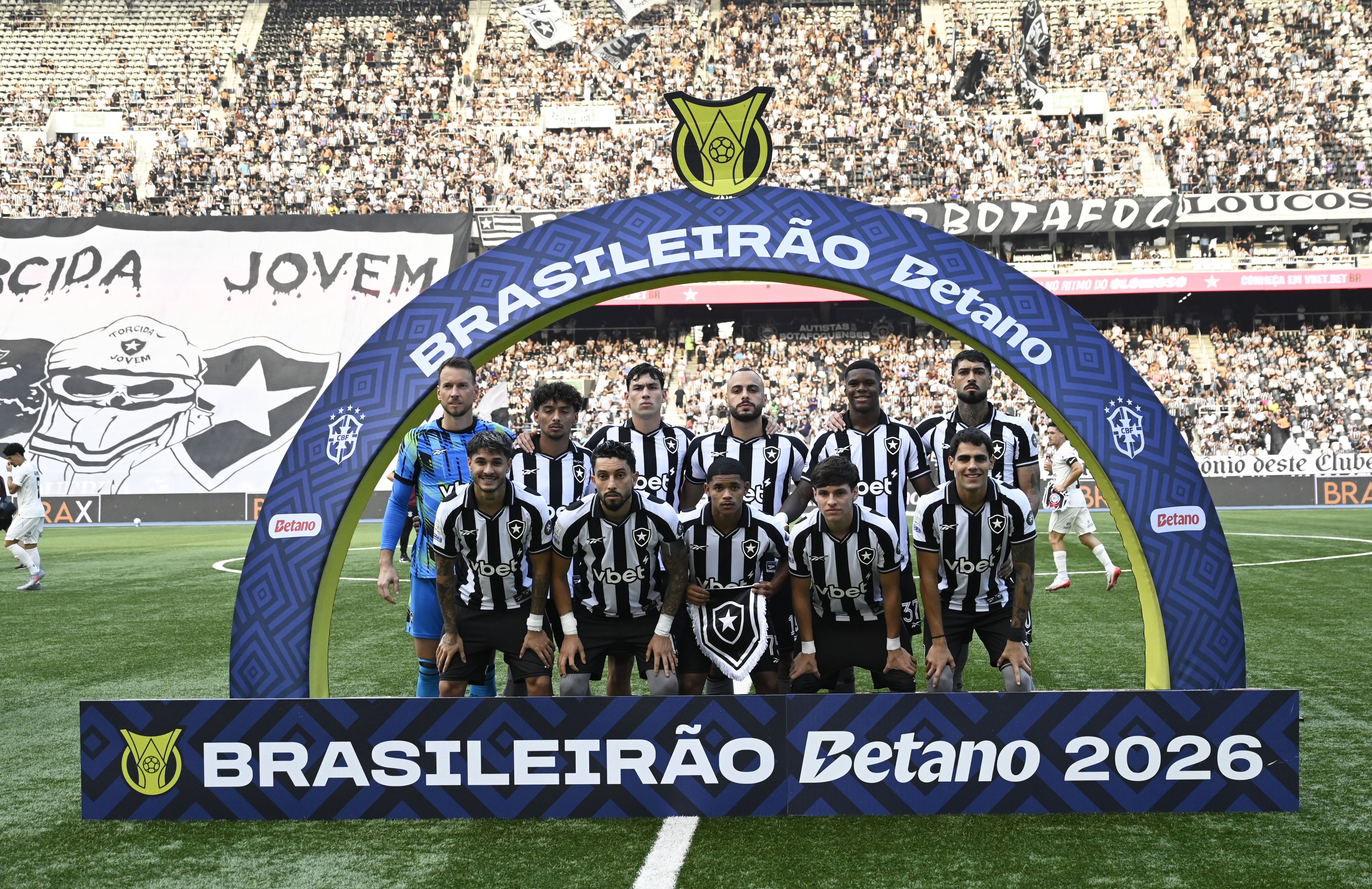 Atuações do Botafogo: Arthur Cabral brilha com três gols e é o melhor; dê suas notas