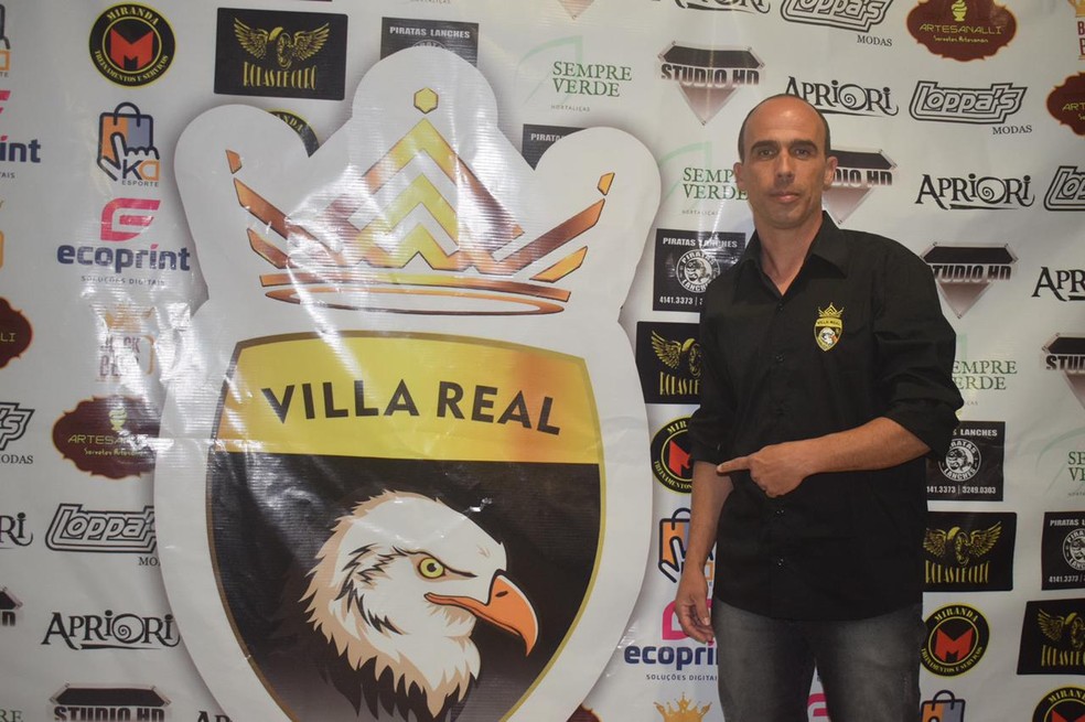 Membros da comissão técnica do Villa Real também deixam o clube