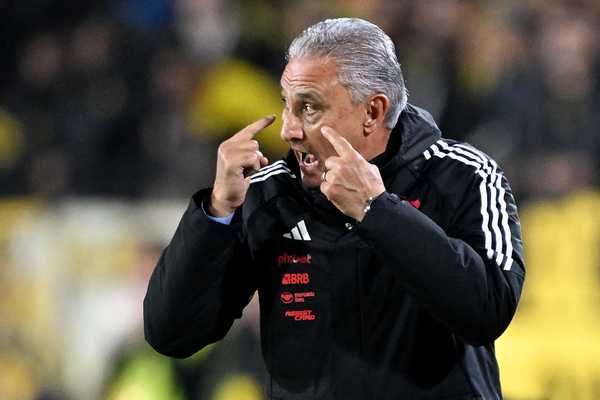 Flamengo: Tite lamenta promessa não cumprida de gols no Uruguai