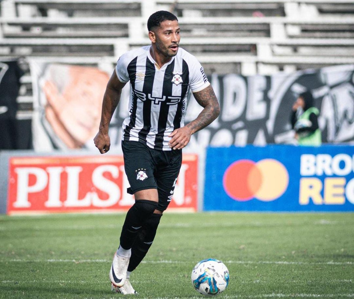 AtléticoGO acerta com volante Gonzalo Freitas e libera Zuleta